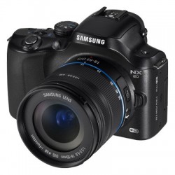 Samsung NX20 20.3 MP SLR with 3.0-Inch LCD Camera Kit With 18-55mm