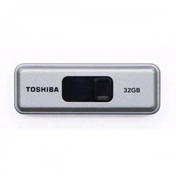 Toshiba Retracable 32GB