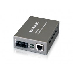TP Link Gigabit Ethernet Media Converter 10 1000M Base RJ45 to1000M Single mode SC Fiber ConnectorExternal AC Adaptor MC200CM