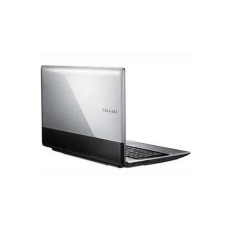 Samsung NP300 Silver Core i5 2450M