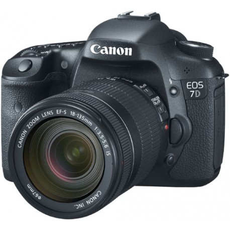Canon EOS 7D Kit II (EF S18-135IS)
